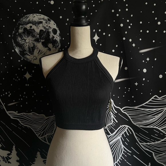 AE Ribbed Cropped Racerback Tank - Picture 1 of 5